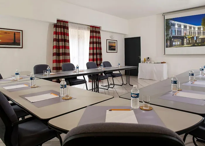 Best Western Le Comtadin