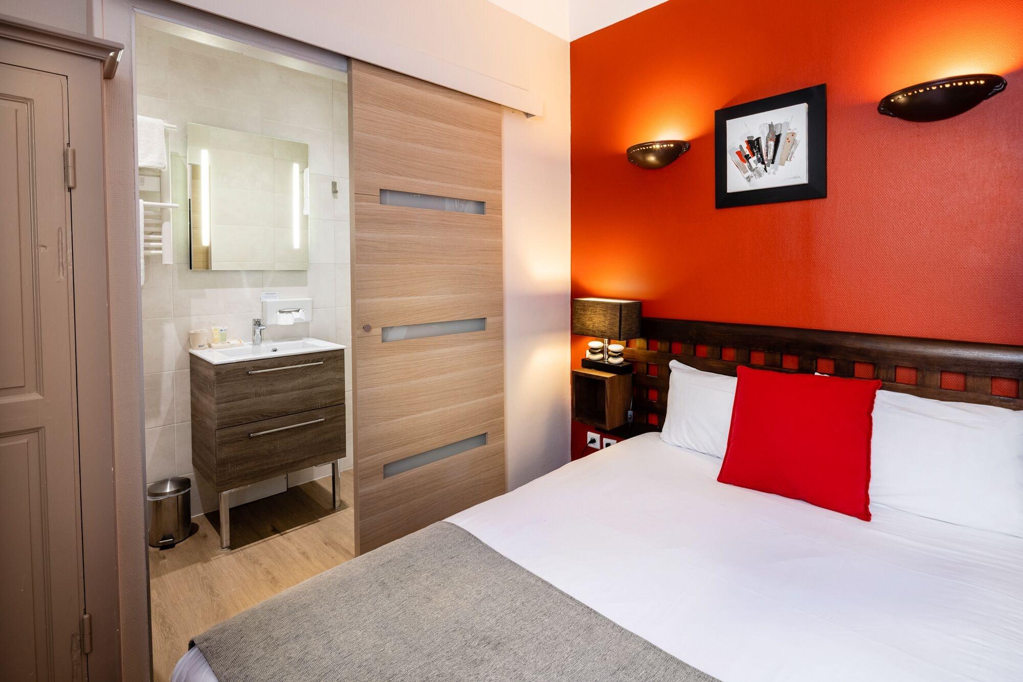 Western Le Comtadin Hotel